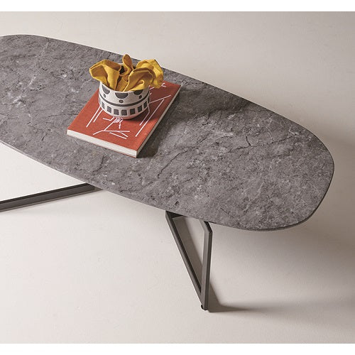 大理石風テーブル